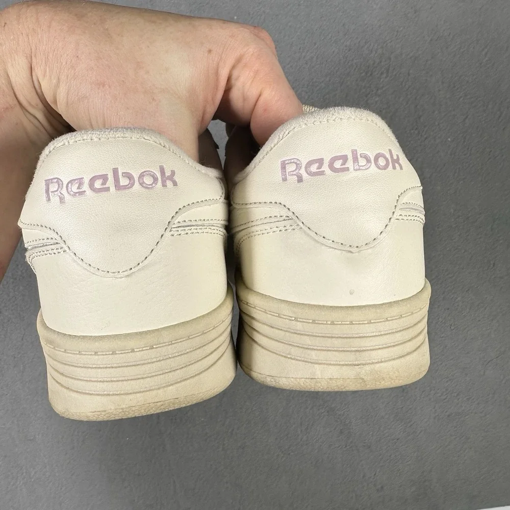 Reebok Court Advance Women's Size 9 Cream Purple Leather Sneakers Casual Shoes